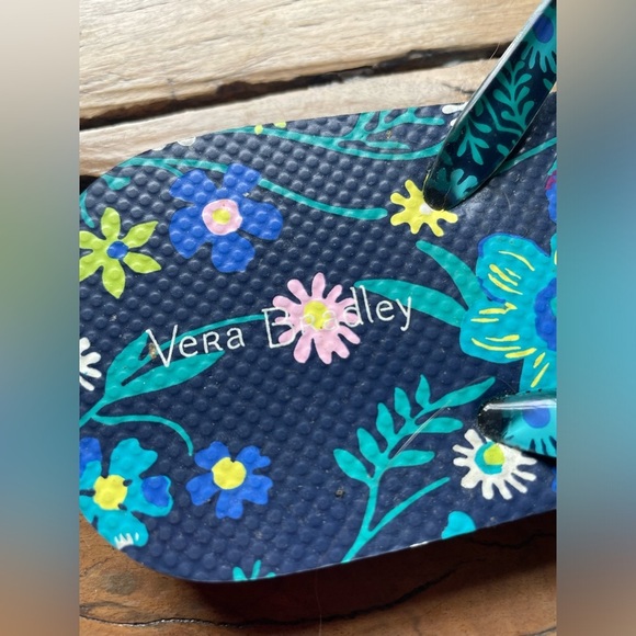 Vera Bradley Firefly Garden Floral Flip Flops NWOT Blue Size Small 5-6 - Picture 5 of 5